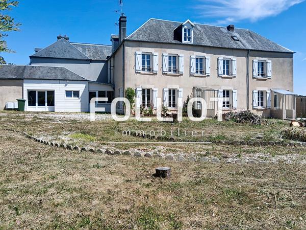 A VENDRE Maison Saint-Lô 9 pièce(s) 230 m2