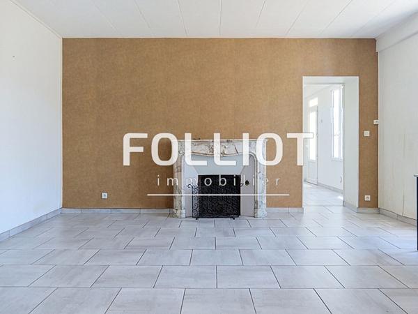 A VENDRE Maison Saint-Lô 9 pièce(s) 230 m2