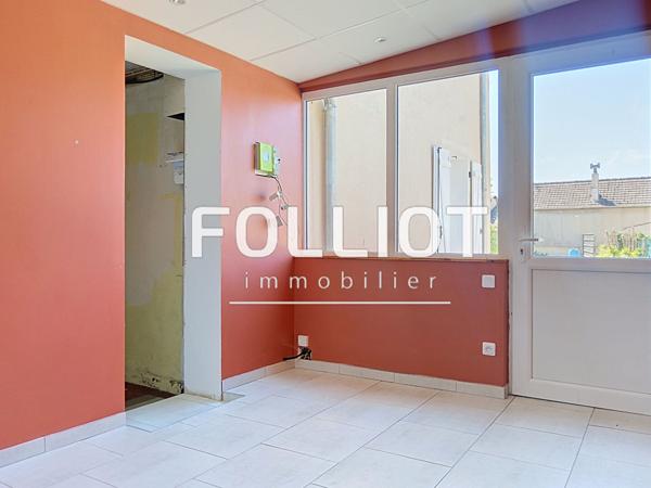 A VENDRE Maison Saint-Lô 9 pièce(s) 230 m2