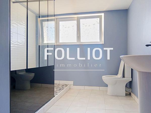 A VENDRE Maison Saint-Lô 9 pièce(s) 230 m2