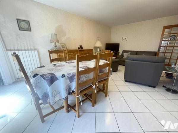 À VENDRE – LAMBERSART

Appartement Type 3 avec terrasse