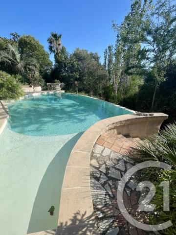 Maison à vendre  10 pièces - 309 m2 HYERES - 83