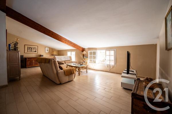 Maison à vendre  10 pièces - 309 m2 HYERES - 83