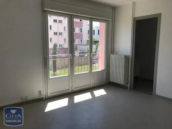 Appartement à louer 1 pièce 28.2m² Châteauroux (36000)