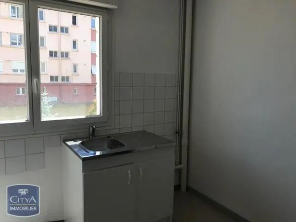 Appartement à louer 1 pièce 28.2m² Châteauroux (36000)