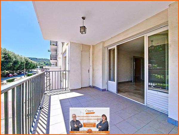 Grand T4 traversant, proche centre, écoles et gare