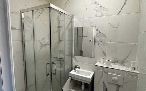 Immeuble à vendre    4 pièces • 150 m2 Péronne