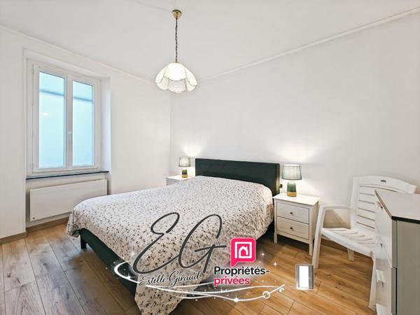 Maison bourgeoise rénovée, Coeur du village de Villegly