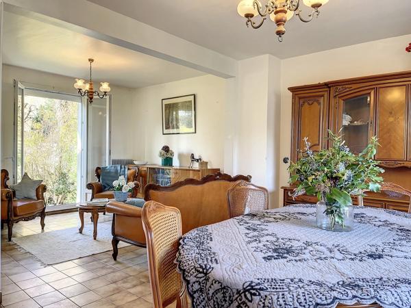 QUARTIER PAVILLIONNAIRE - MAISON FAMILIALE DE 4 CHAMBRES