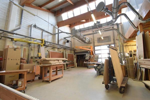 Immeuble et usine à  VITRY SUR SEINE (94) Belle rentabilité