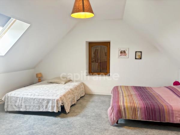 A vendre SAINT JEAN D’ASSÉ Maison de caractère avec dépendances sur 2,5 hectares