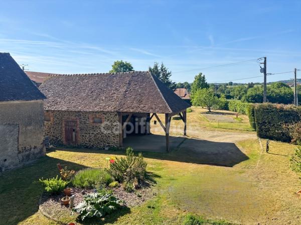 A vendre SAINT JEAN D’ASSÉ Maison de caractère avec dépendances sur 2,5 hectares