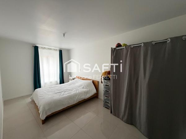 MAISON R+3 147 M² AVEC TERRASSE ET LOCAL COMMERCIAL INDÉPENDANT