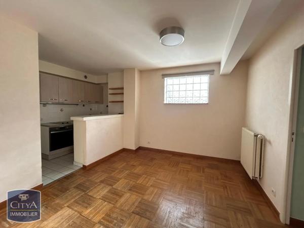 Appartement à louer 2 pièces 48.27m² Mennecy (91540)