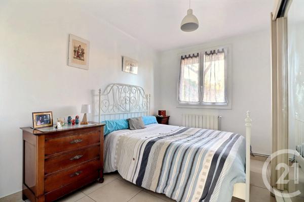 Appartement F3 à vendre  3 pièces - 58,25 m2 FREJUS - 83