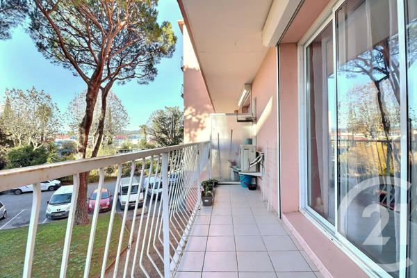 Appartement F3 à vendre  3 pièces - 58,25 m2 FREJUS - 83