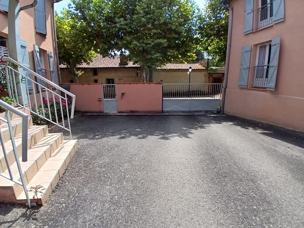 BEL APPARTEMENT T3 dans résidence sécurisée