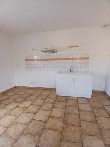 BEL APPARTEMENT T3 dans résidence sécurisée