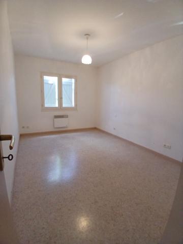 BEL APPARTEMENT T3 dans résidence sécurisée