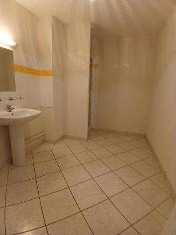 BEL APPARTEMENT T3 dans résidence sécurisée