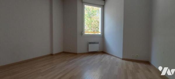 APPARTEMENT IMMEUBLE STANDING FONTAINE ÉCU 