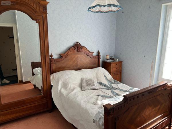 Maison à vendre à Mers-sur-Indre dans l'Indre (36230), ref : JA/815   
Centre-Bourg