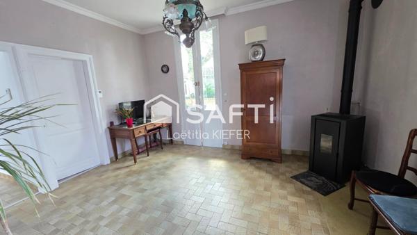 2 maisons sur beau terrain paysagé