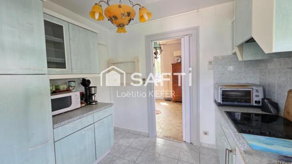2 maisons sur beau terrain paysagé