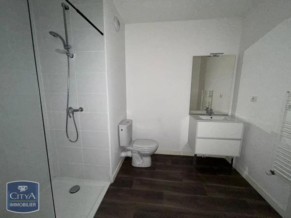 Appartement à louer 1 pièce 32.03m²