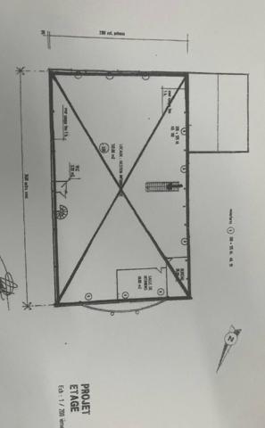 Local commercial et entrepôt de 1 569 m² sur terrain de 2 193 m² Beaurepaire (38270)