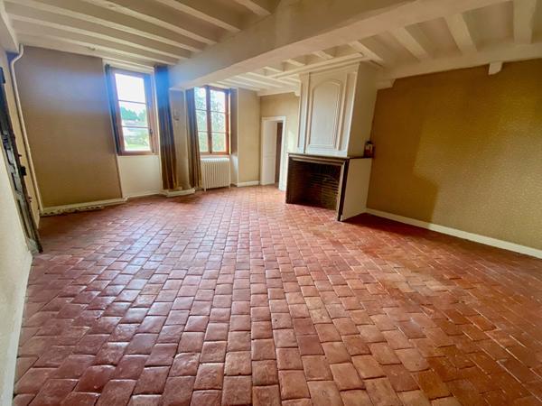 Maison Checy 10 Pièces 317m2