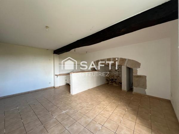 Ensemble immobilier avec plus d’un hectare de terrain