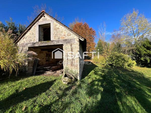 Ensemble immobilier avec plus d’un hectare de terrain