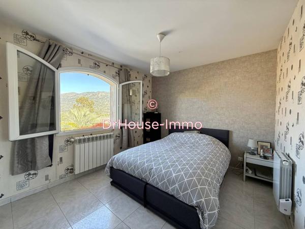 Maison à vendre 4 pièces de 130 m²