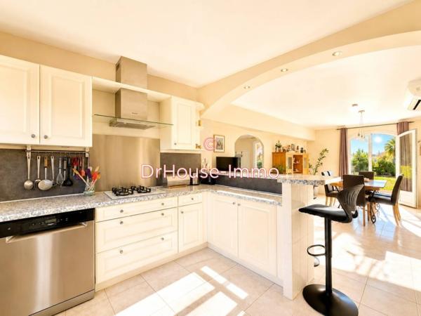 Maison à vendre 4 pièces de 130 m²