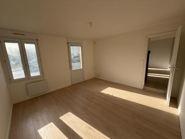 A la la location Appartement T2 - 27520- Réf CANT-RDC2