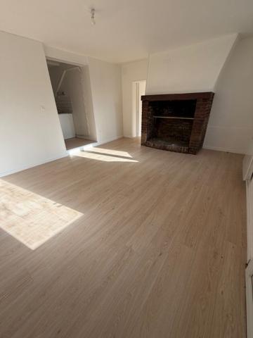A la la location Appartement T2 - 27520- Réf CANT-RDC2