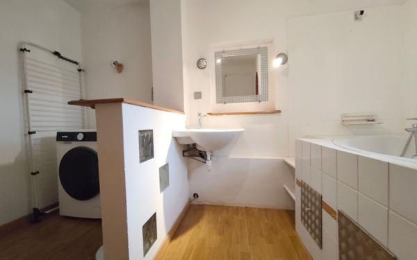 Maison à vendre    3 pièces • 53,75 m2 Épône