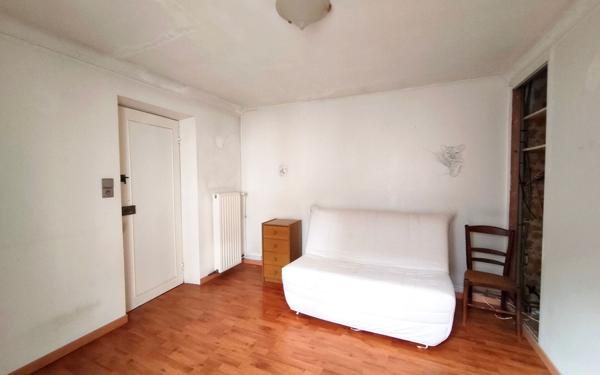 Maison à vendre    3 pièces • 53,75 m2 Épône