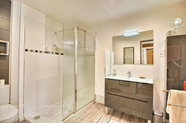 Maison de charme en pierre à vendre 6 pièces, 4 chambres à MARSILLY (17)