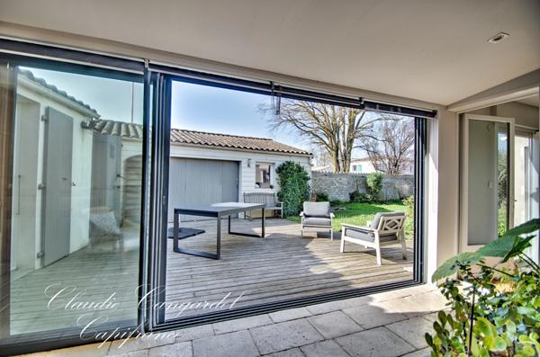 Maison de charme en pierre à vendre 6 pièces, 4 chambres à MARSILLY (17)
