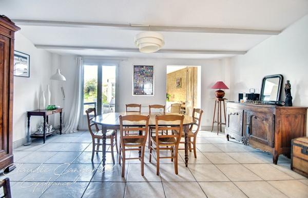 Maison de charme en pierre à vendre 6 pièces, 4 chambres à MARSILLY (17)