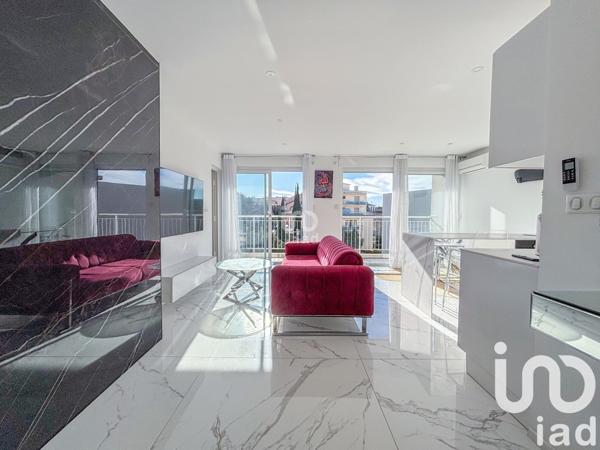 Appartement 2 pièces de 53 m² à Saint-Raphaël (83700)