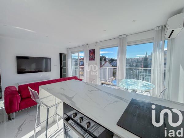 Appartement 2 pièces de 53 m² à Saint-Raphaël (83700)