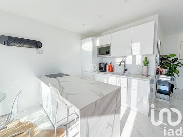 Appartement 2 pièces de 53 m² à Saint-Raphaël (83700)