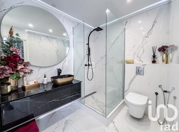 Appartement 2 pièces de 53 m² à Saint-Raphaël (83700)