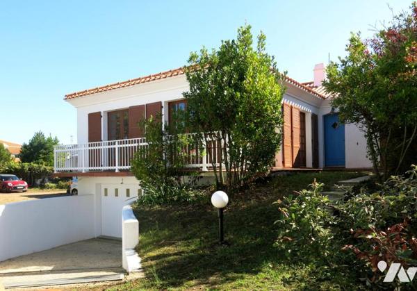 Maison traditionnelle de centre bourg sur sous sol total