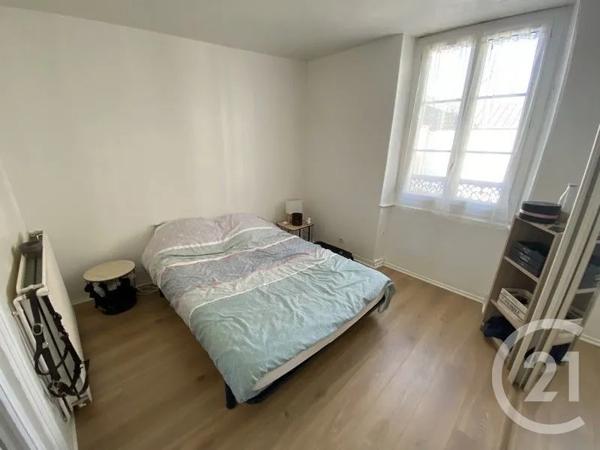 Immeuble à vendre  230 m 2   ARGENTAN  - 61