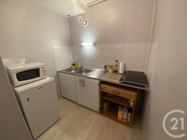 Immeuble à vendre  230 m 2   ARGENTAN  - 61