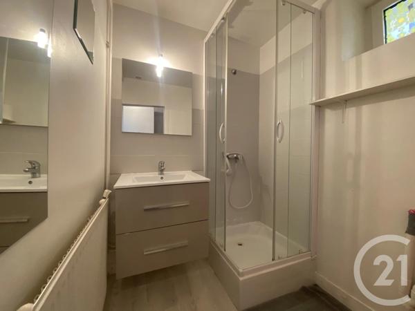 Immeuble à vendre  230 m 2   ARGENTAN  - 61